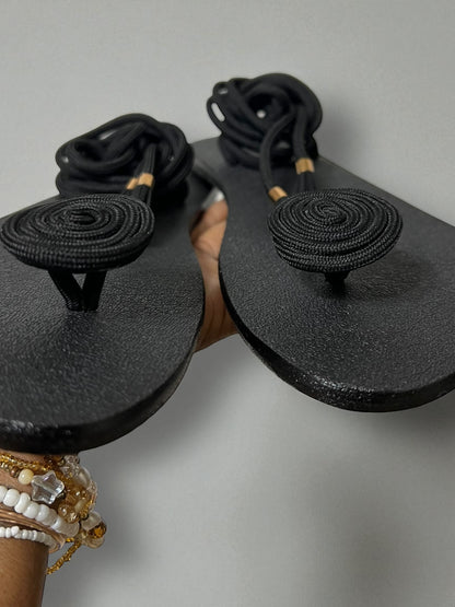 TASSEL BOHEMIAN -BLACK